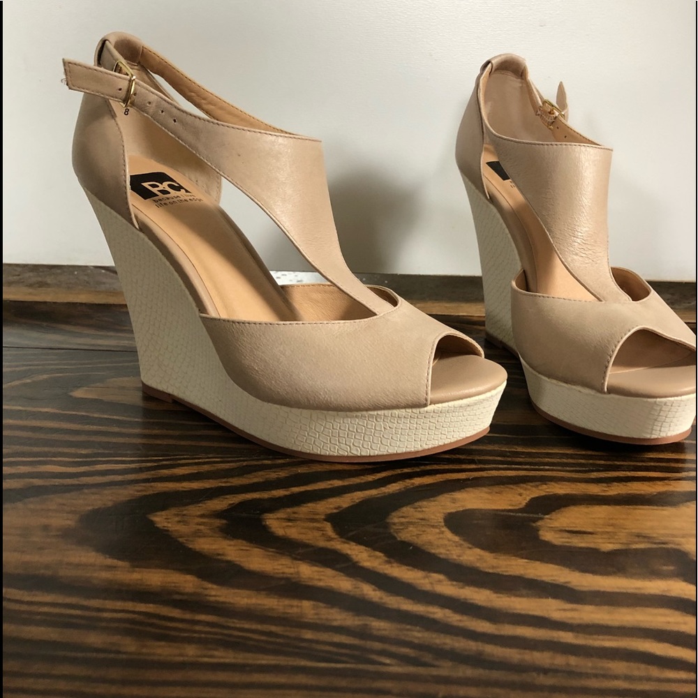 EUC BC Wedge Sandal 8.5